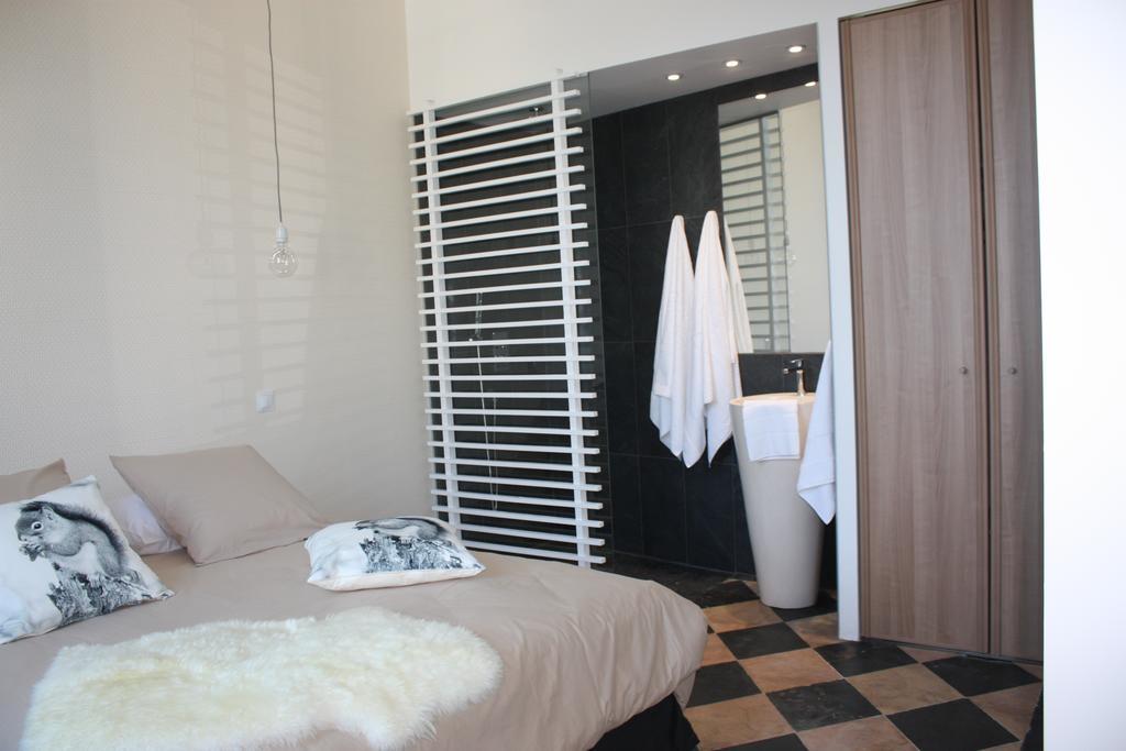 Appartement Du Fau De La Roque ヴィルフランシュ・ド・ルエルグ エクステリア 写真